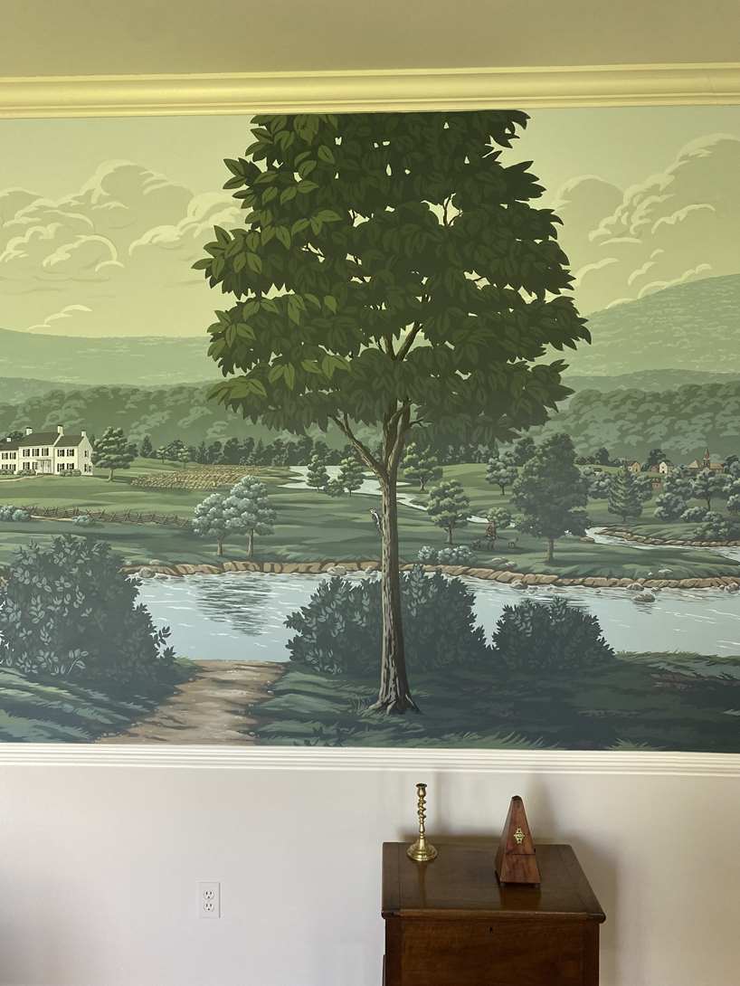 Colonial Style Mural In A Library 9