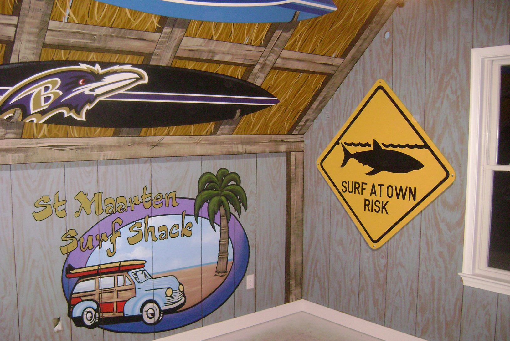 Surf-Shack-Mural-1-1094h.jpg